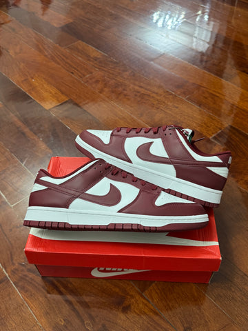 Nike dunk low team red