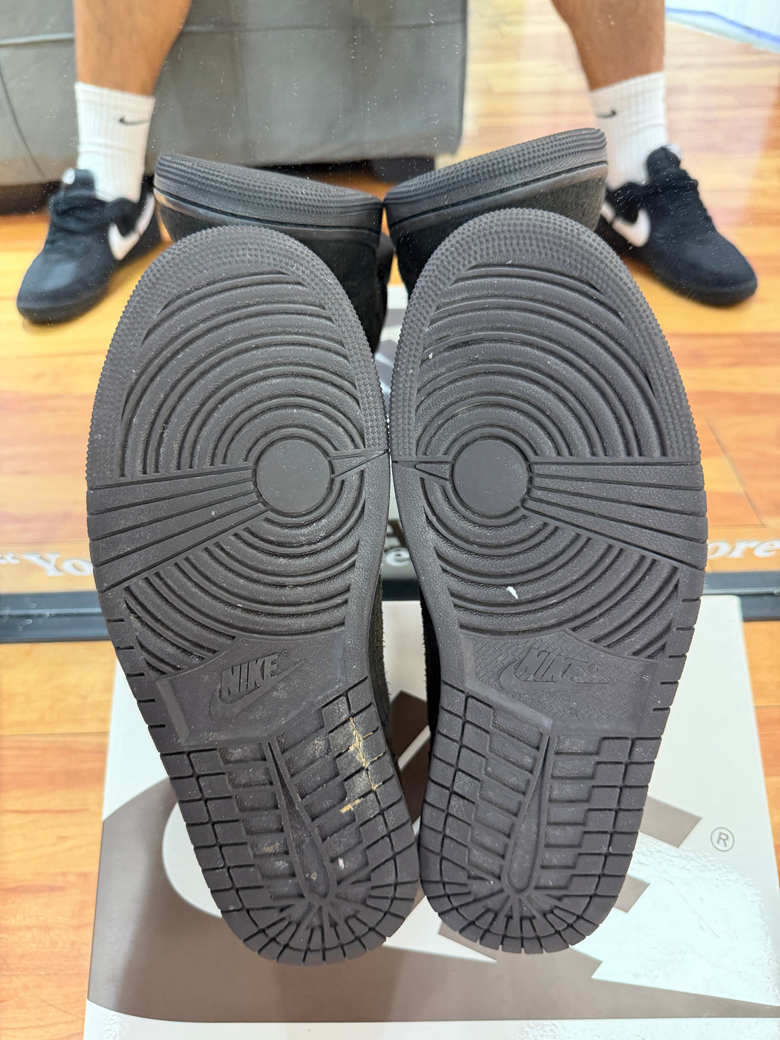 Travis Scott Jordan 1 low Velvet Brown [Used-US10]