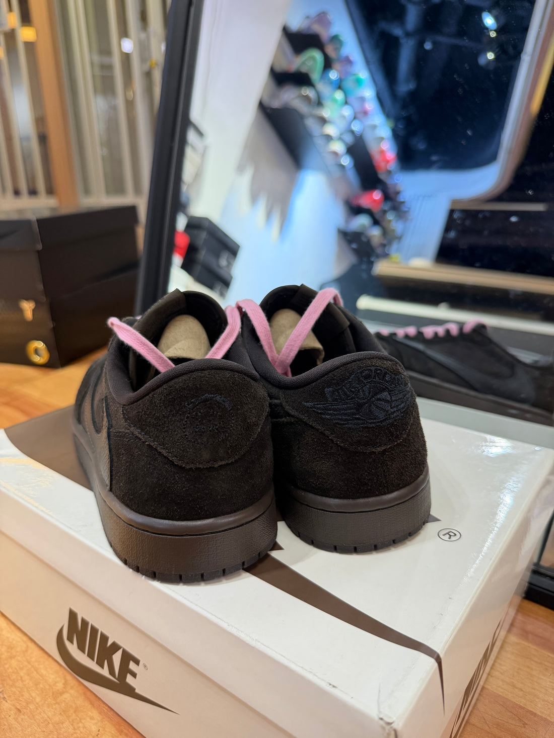 Travis Scott Jordan 1 low Velvet Brown [Used-US8]