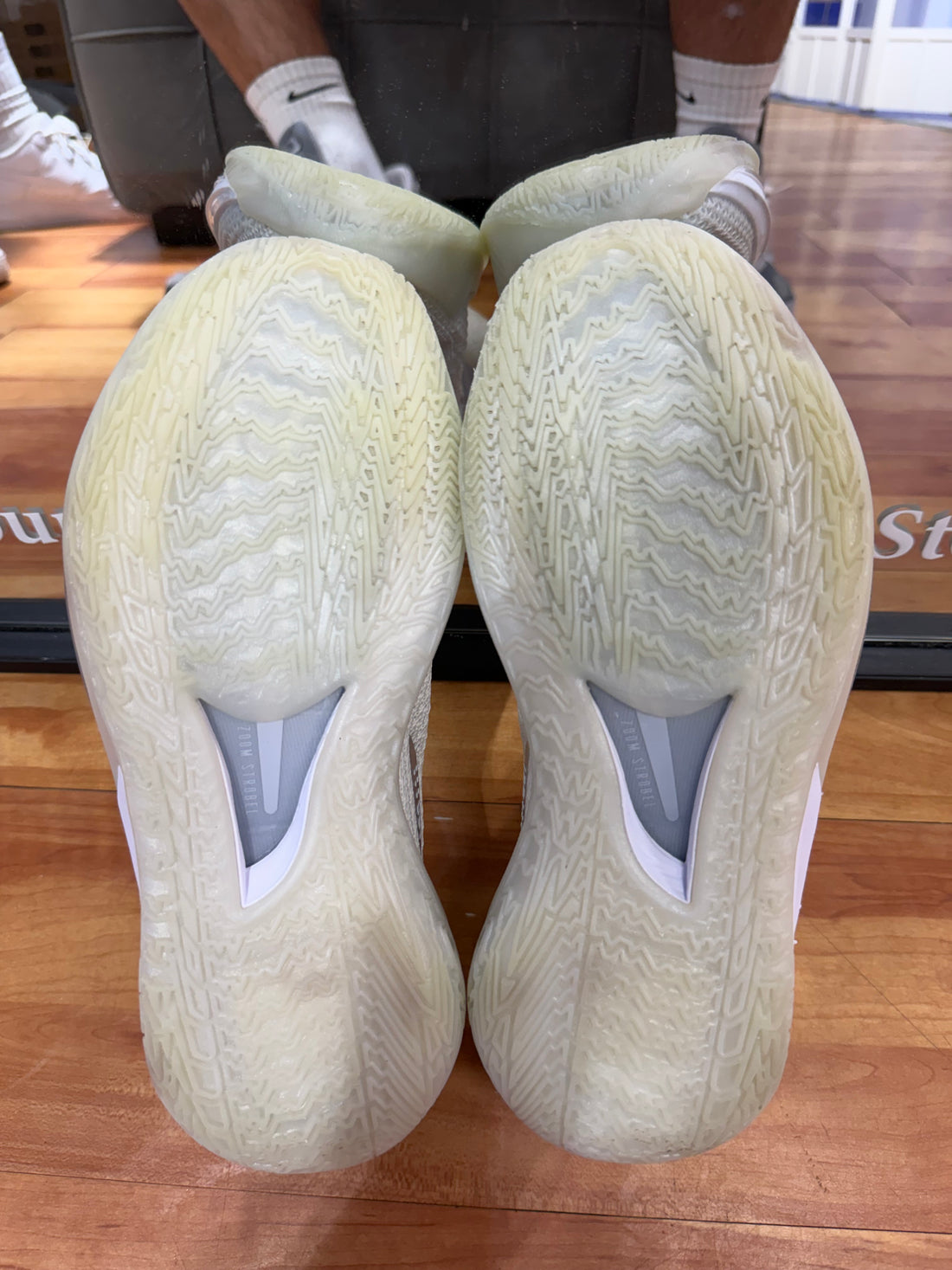 Nike Gt Cut 1 White Chrome [Used-US9]