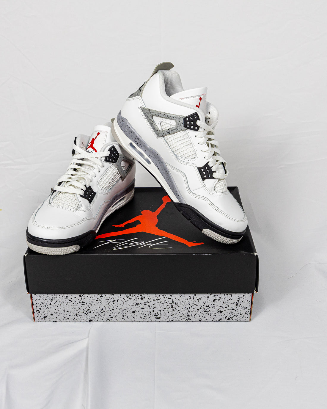 Air Jordan 4 Retro White Cement (2025) [Used-us10.5]